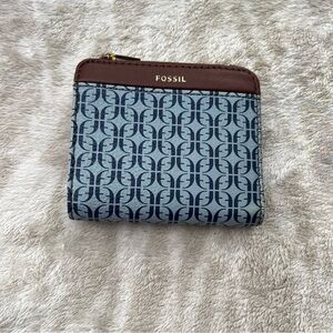 Fossil Blue Patterned Zip Wallet with Brown Trim